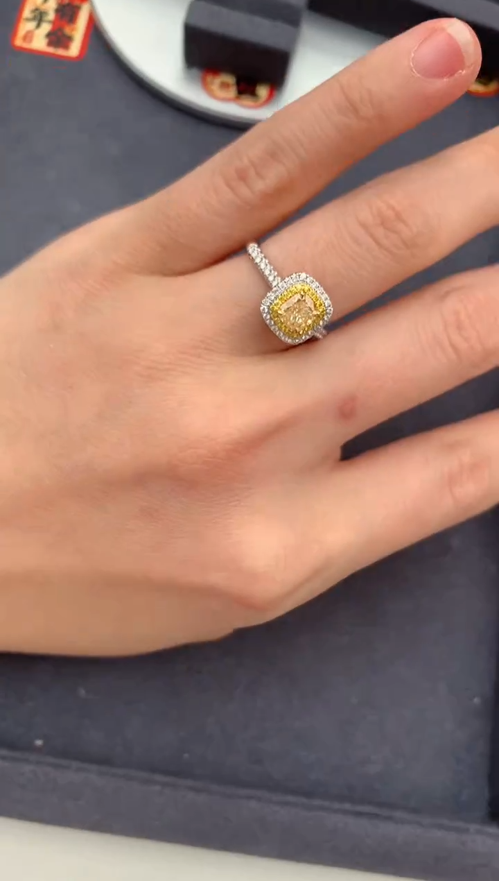 【闪购商品】钻石戒指/指环18K金镶嵌1ct黄钻戒指