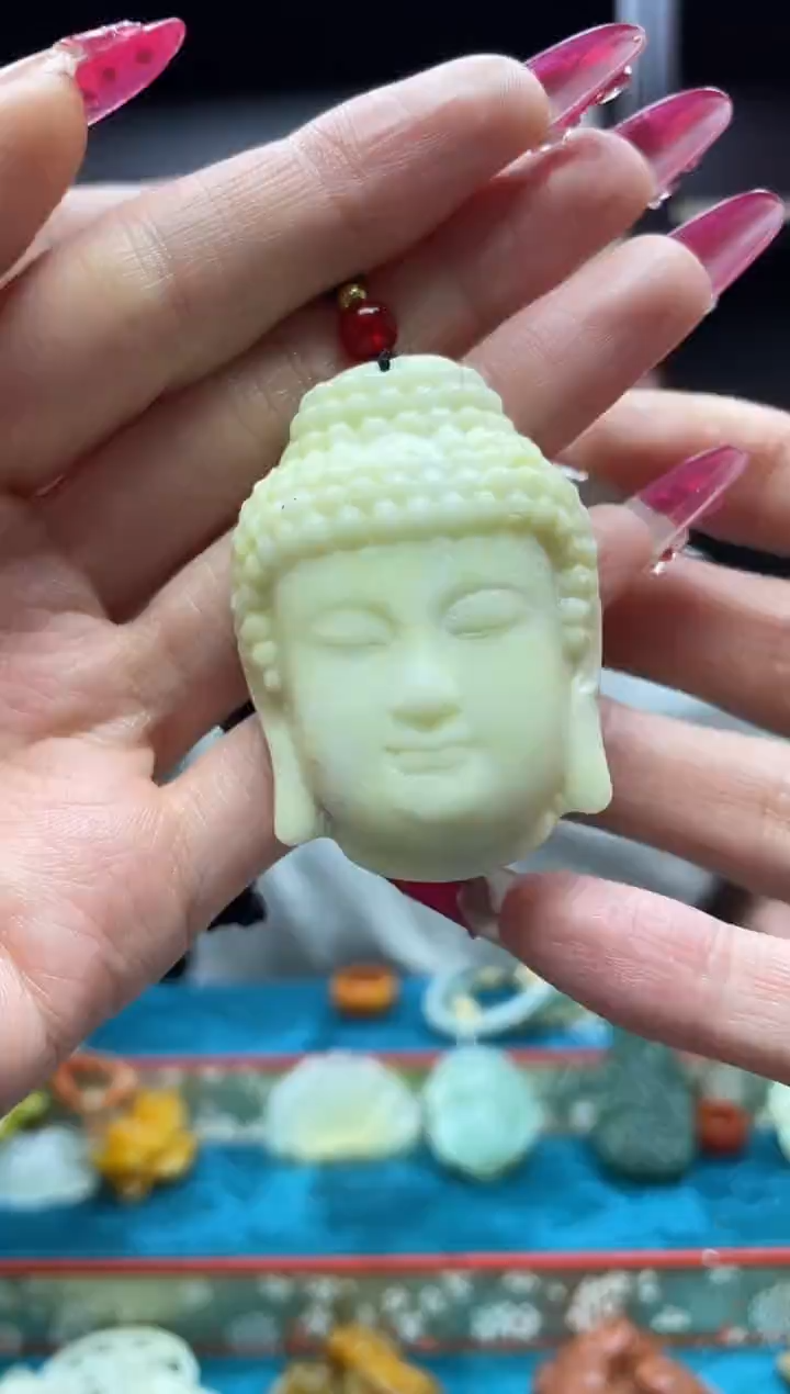 未镶嵌岫玉吊坠·