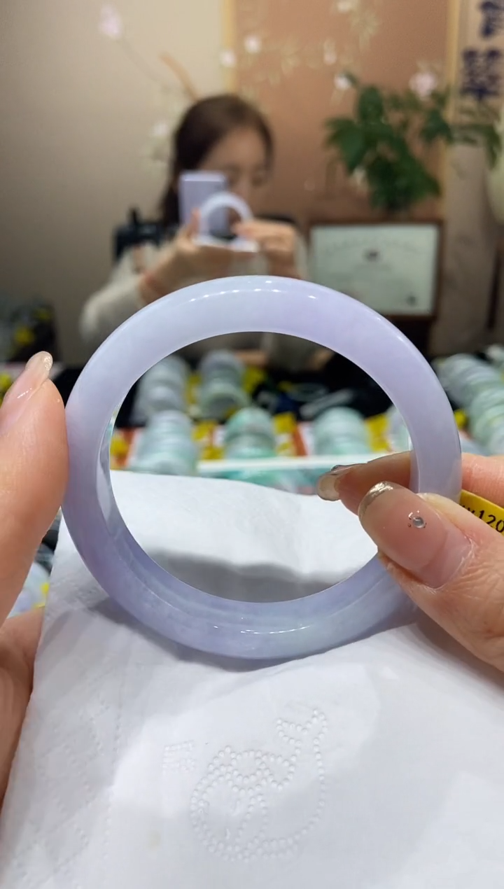 【闪购商品】翡翠手镯未镶嵌58.6圈口