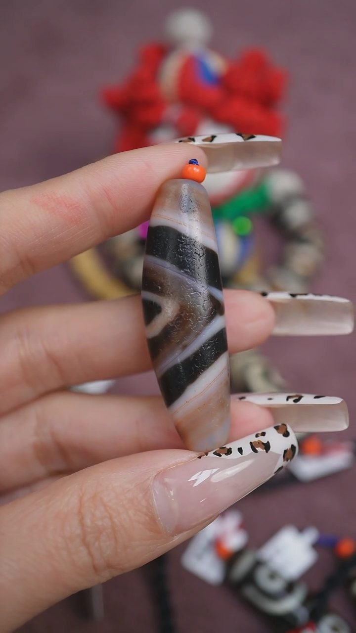 【闪购商品】玛瑙/玉髓颈饰未镶嵌蚀花玛瑙珠定制编绳