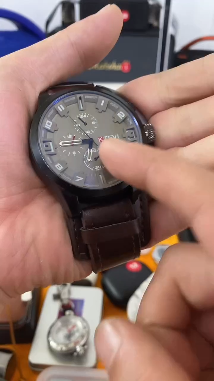  闪购商品 如图所示