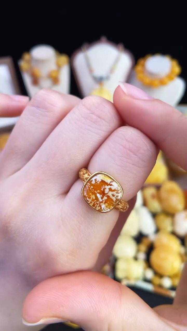 琥珀未镶嵌珠宝奇石柒月