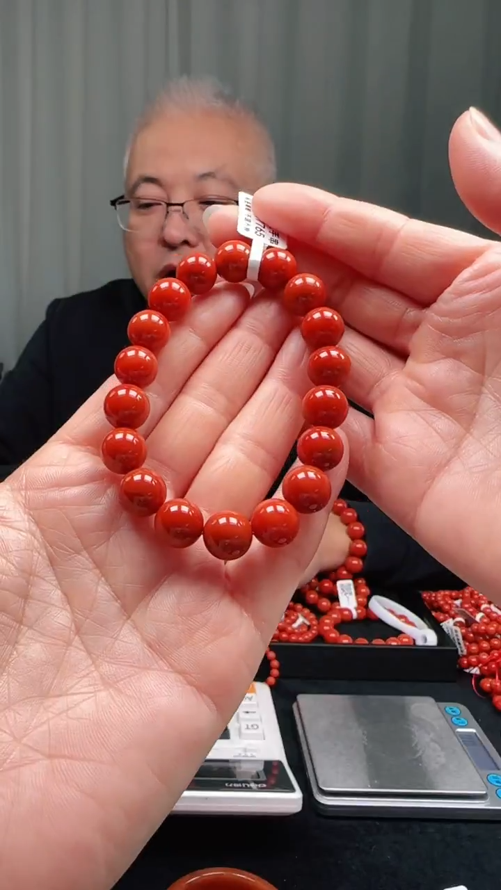 未镶嵌多样性发一件南红玛瑙【云端】11mm保山圆珠单圈 