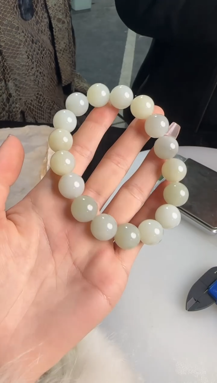 【闪购商品】和田玉手串未镶嵌手串