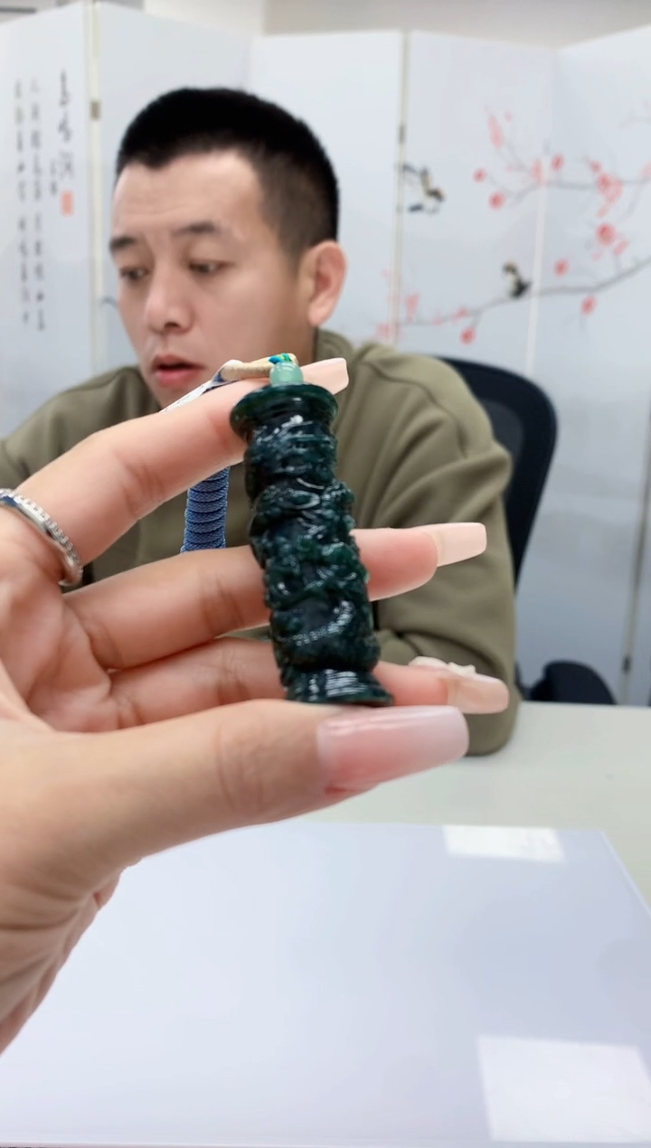 【闪购商品】定制翡翠未镶嵌4812lr-毛货挂件59