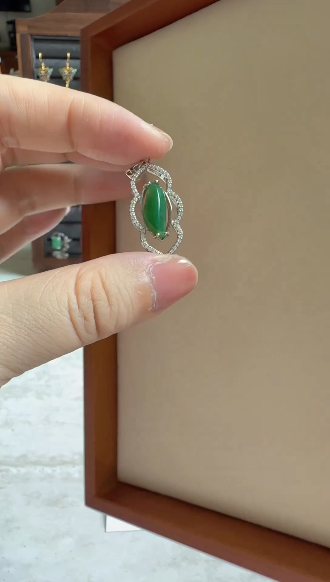 吊坠(不含链)银S925镶嵌翡翠蛋面