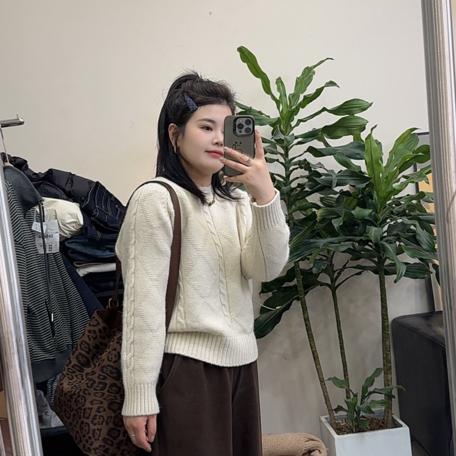 韩系温柔复古粗麻花套头针织毛衣2025新款纯色高级感百搭打底毛衣