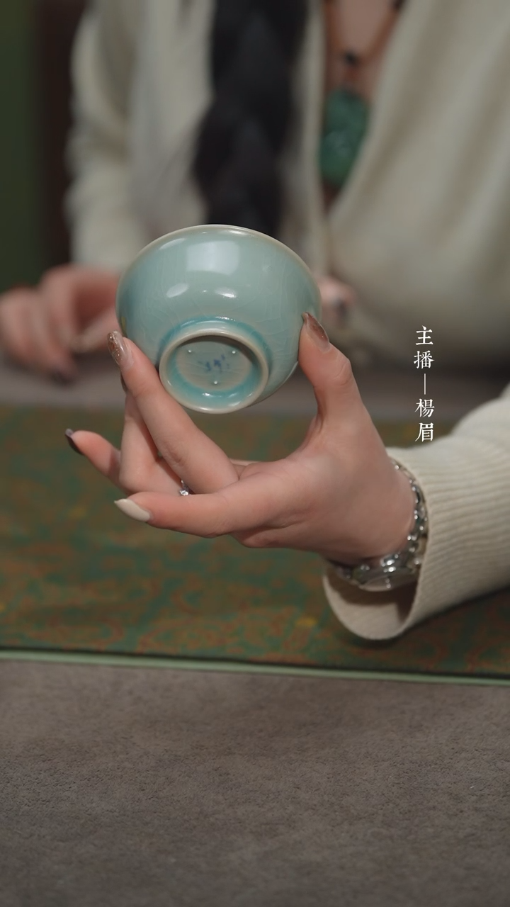 【闪购商品】小压手杯50ml-汝瓷张海英-眉
