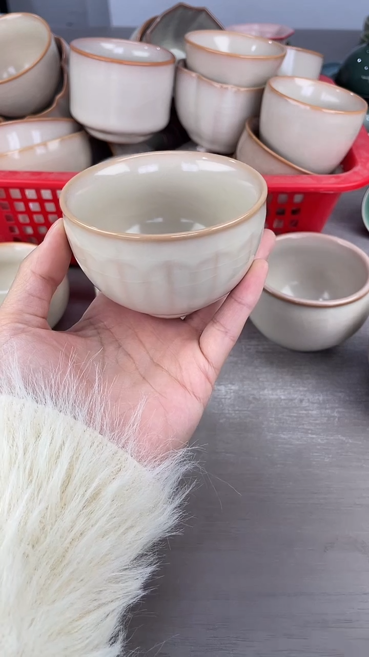 青瓷仓储福利清仓