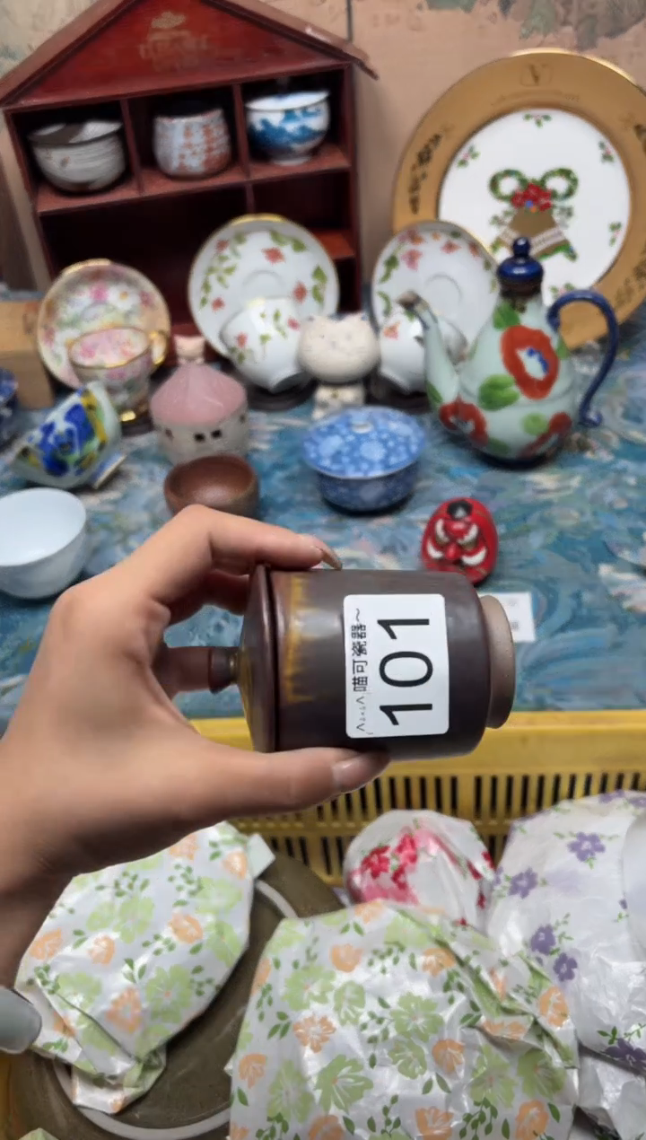 手工艺品钧瓷高****志101