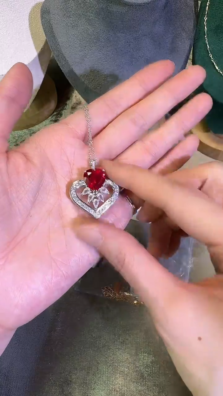 无925银时尚饰品如图所示