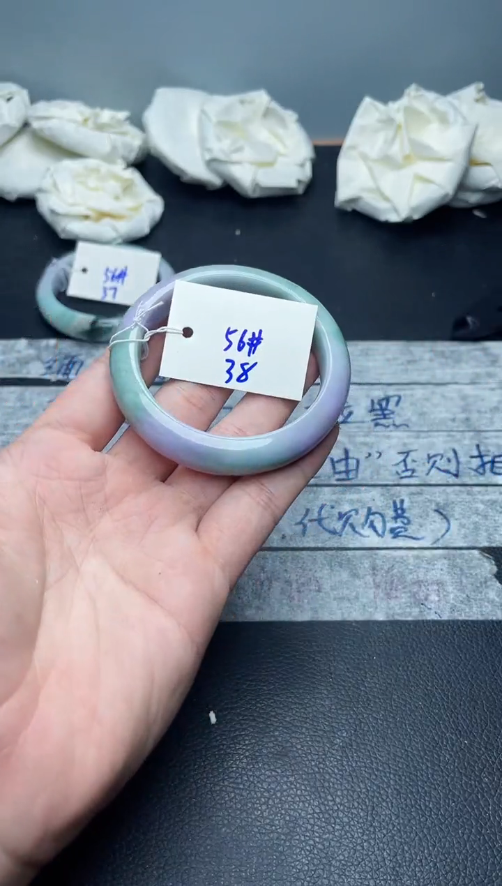 未镶嵌手镯翡翠38