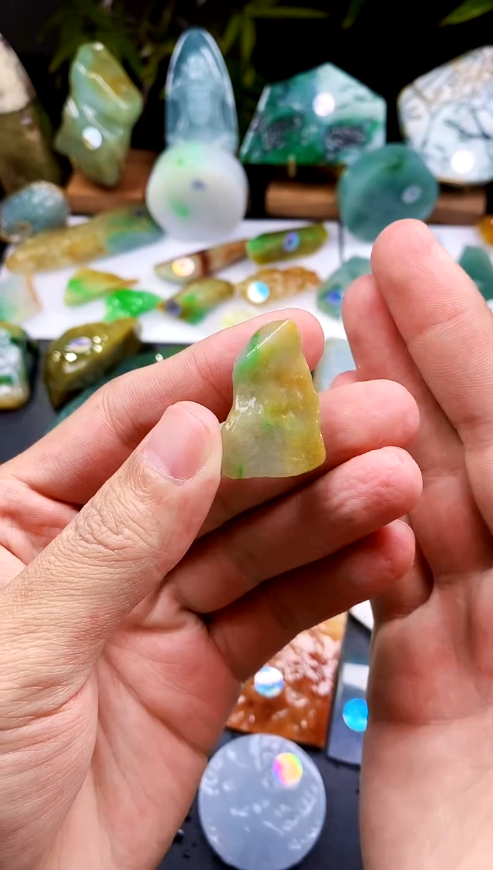 【闪购商品】定制翡翠未镶嵌翡翠