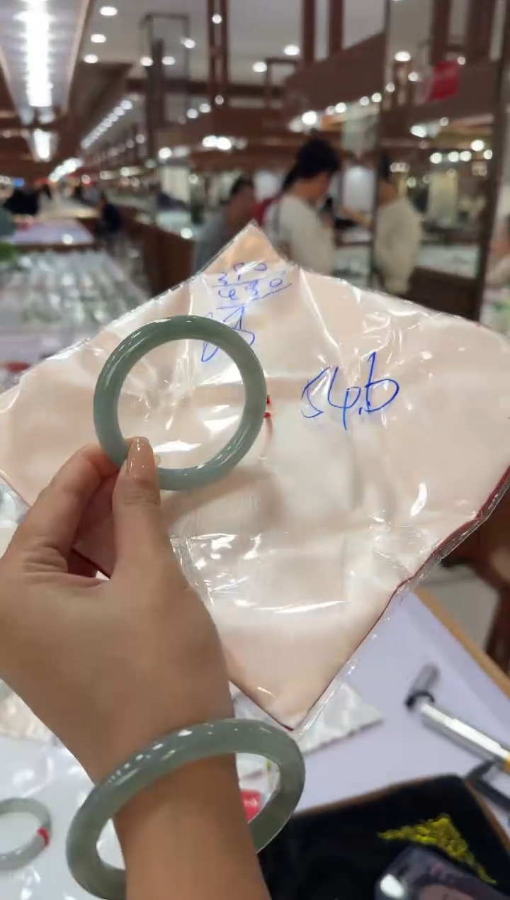 未镶嵌手镯翡翠A货手镯