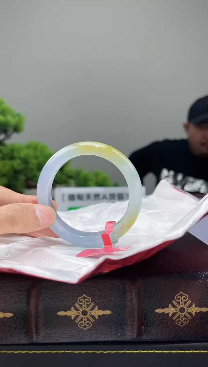 【闪购商品】翡翠手镯未镶嵌手镯3