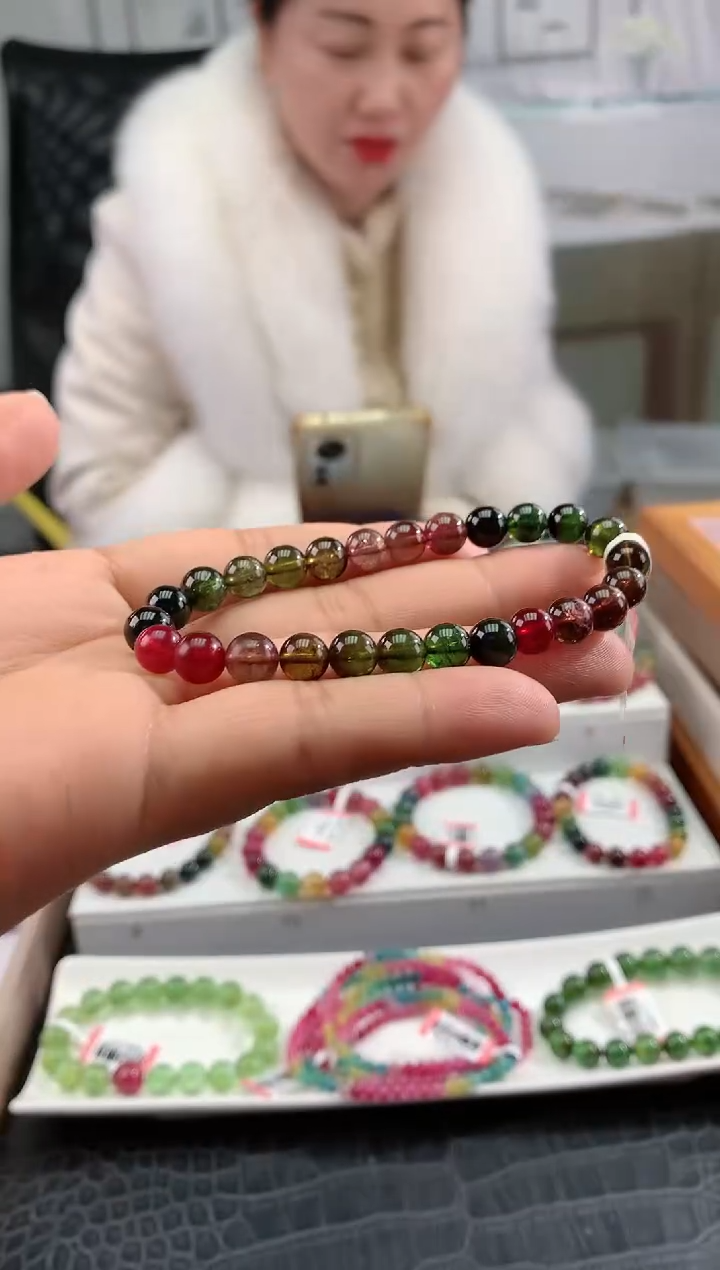 【闪购商品】碧玺手串未镶嵌多样性发一条