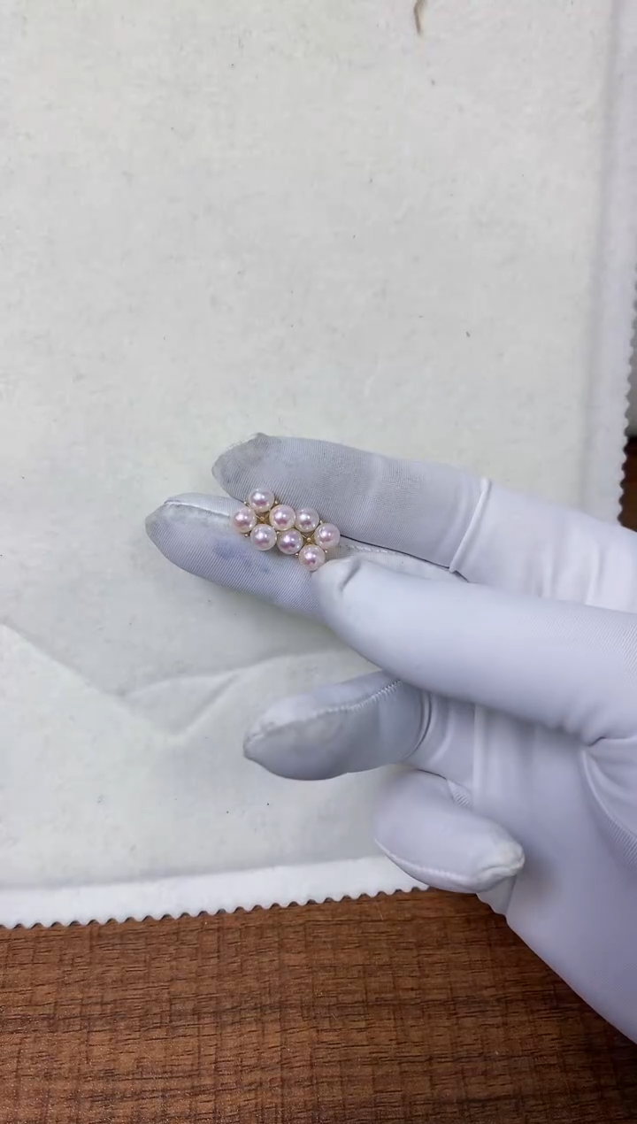 【闪购商品】海水珍珠商品18K金镶嵌四叶草耳钉