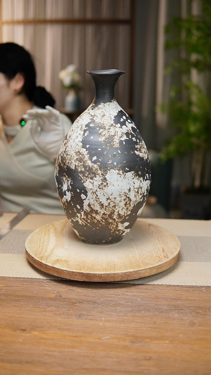 【闪购商品】陶瓷花器诧寂黑保龄球瓶