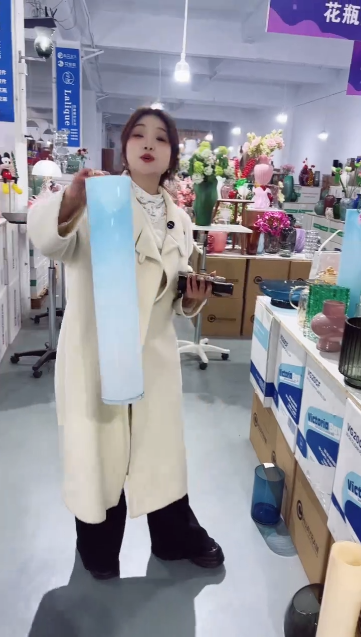 【闪购商品】无铅玻璃萌萌花瓶厂微瑕-BZ6S