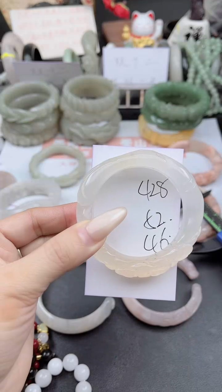 未镶嵌手镯石英质玉428