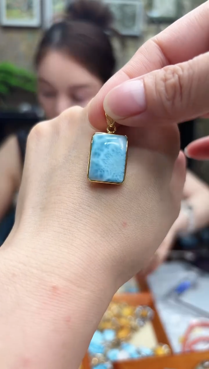 未镶嵌针钠钙石（海纹石）吊坠(不含链)【 多样性发一 】