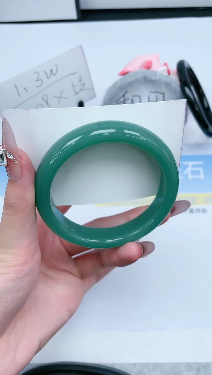 石英质玉未镶嵌手镯218-60
