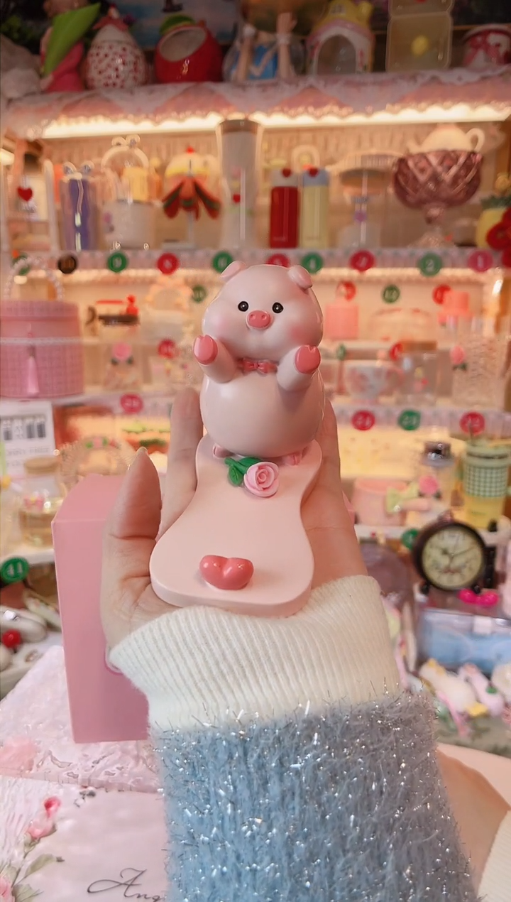 【闪购商品】摆件小猪支架品质好，发货快，放心拍