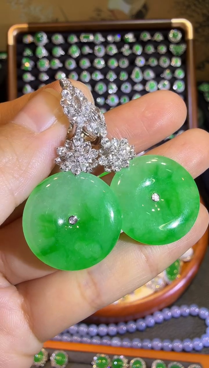 【闪购商品】翡翠耳饰18K金镶嵌金丝满绿大平安扣耳坠吊坠两用