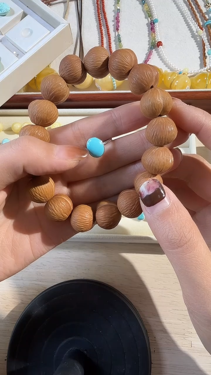 把件非洲紫檀（红花梨）萬*鲨鱼背