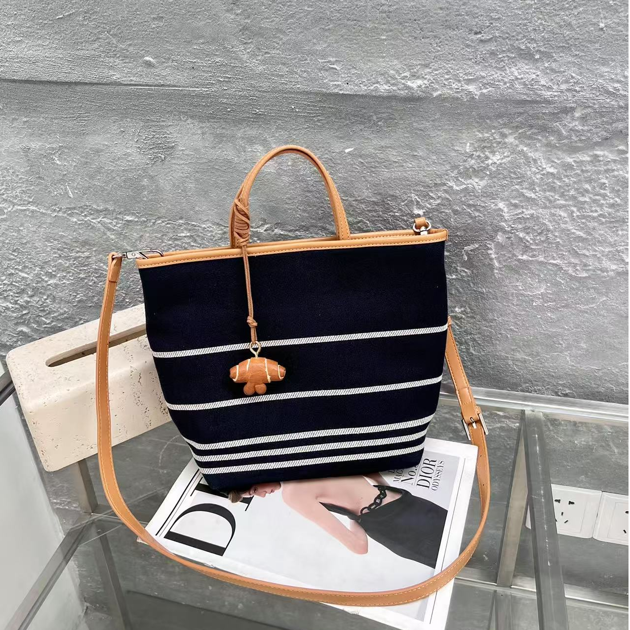 2025早秋新款女士手提斜挎托特包