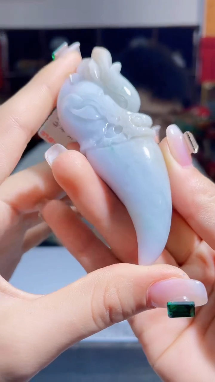 【闪购商品】翡翠吊坠(不含链)未镶嵌A42