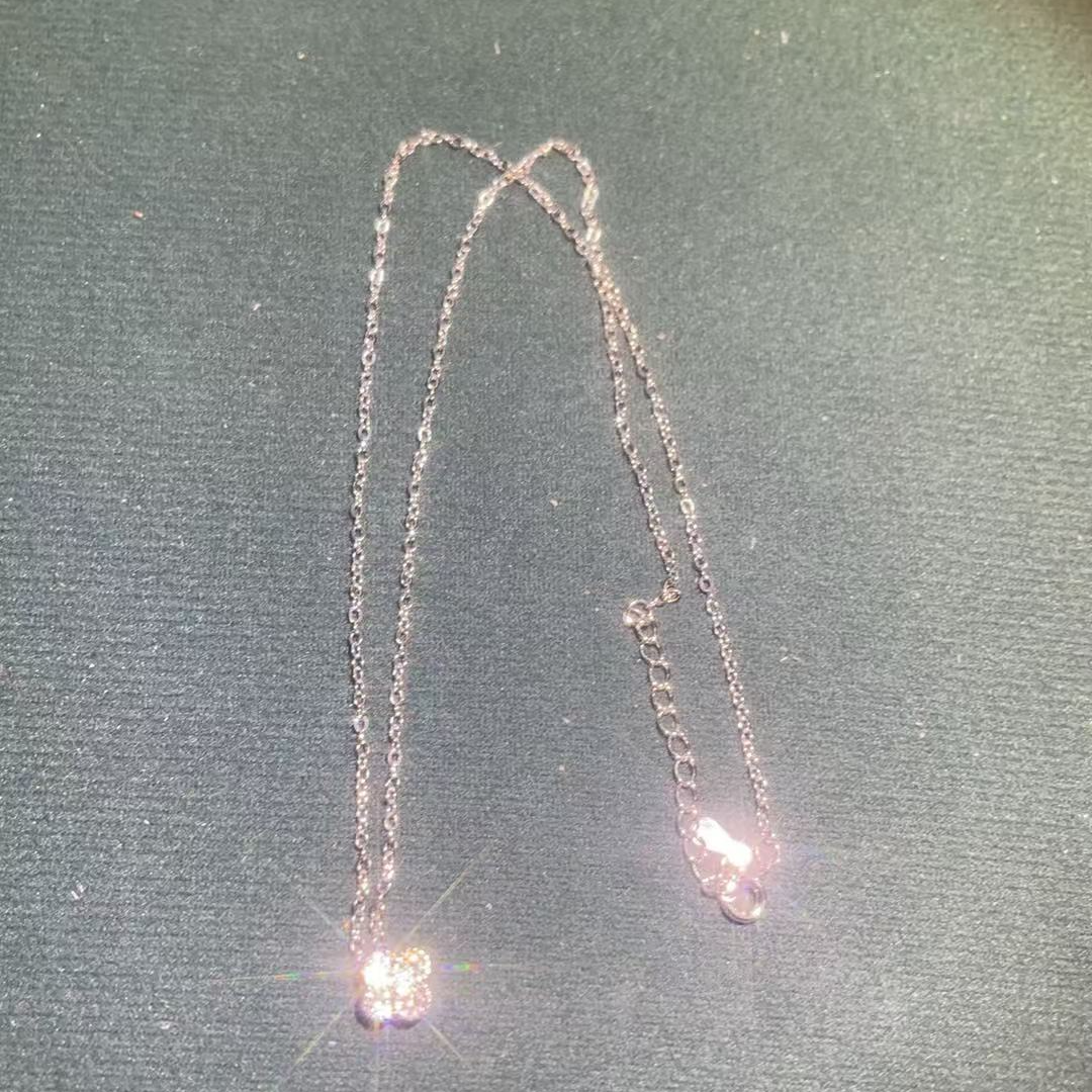 s5048白色四叶草吊坠项链多样性发货