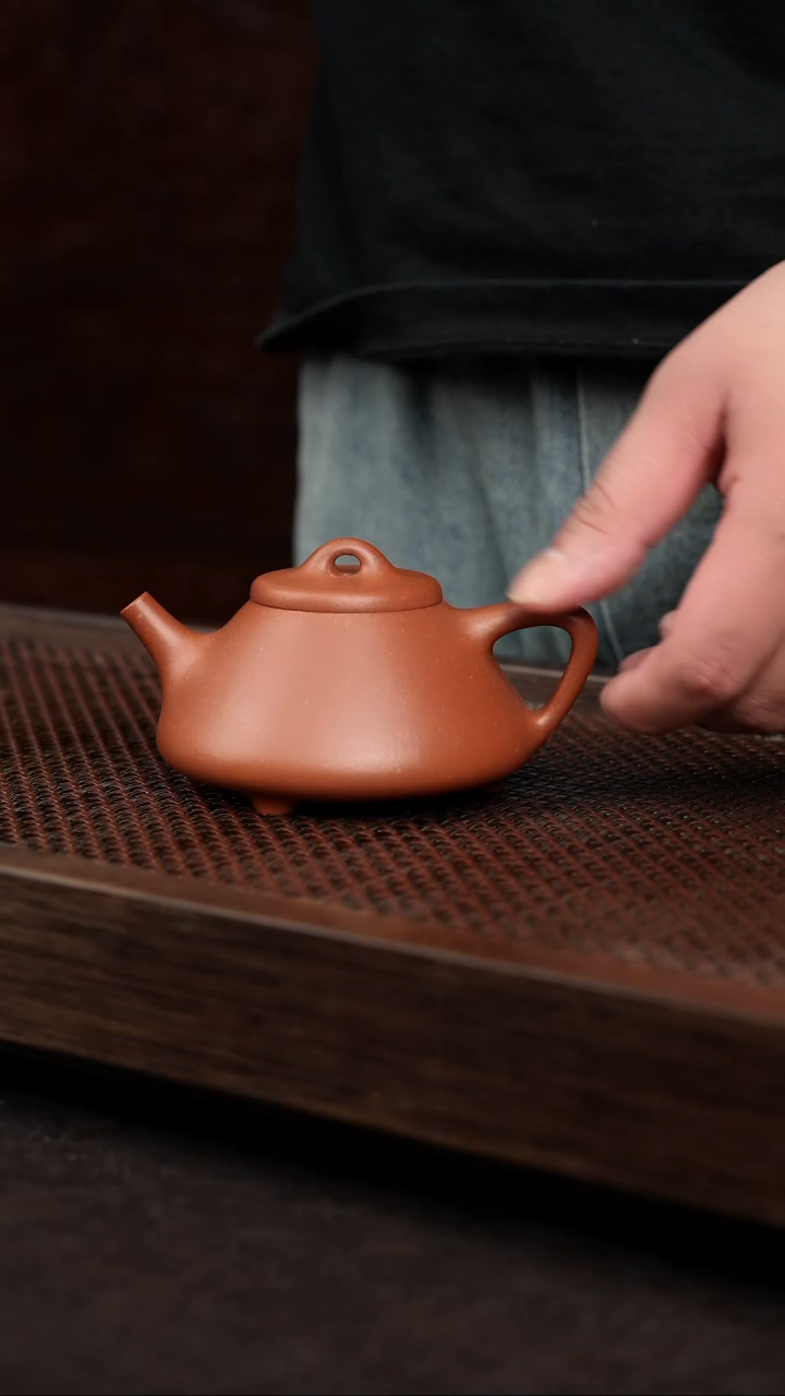 【闪购商品】紫砂茶壶红降坡子冶【带矿标证书】