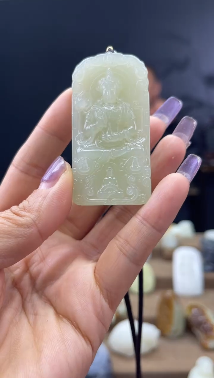 颈饰未镶嵌和田玉1