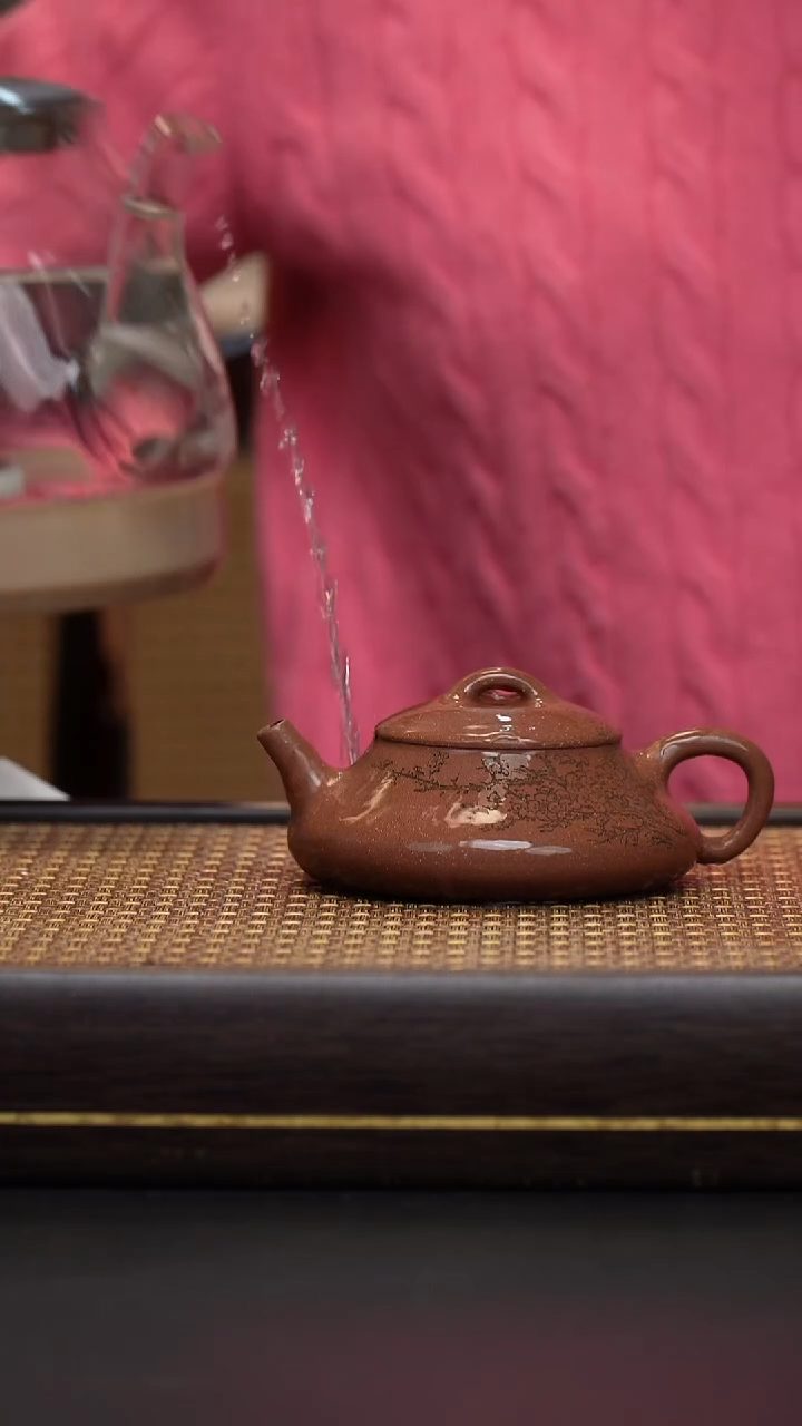 茶壶紫砂枣红泥 梅竹双清