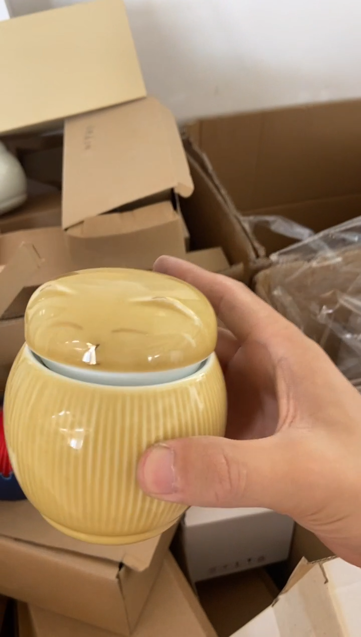 杯无运费险有瑕疵的摄影的产品有使用过的痕迹有点脏介意勿拍