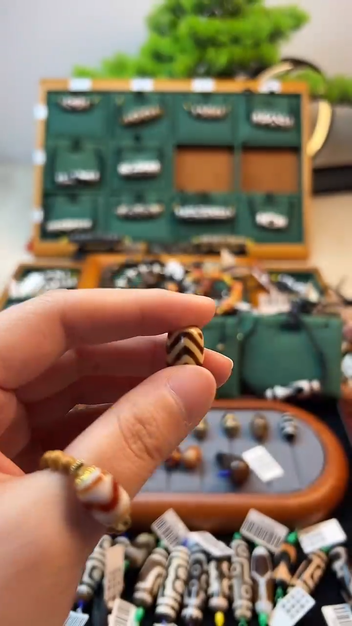 玛瑙/玉髓（覆膜）颈饰未镶嵌57（微瑕随机发货）