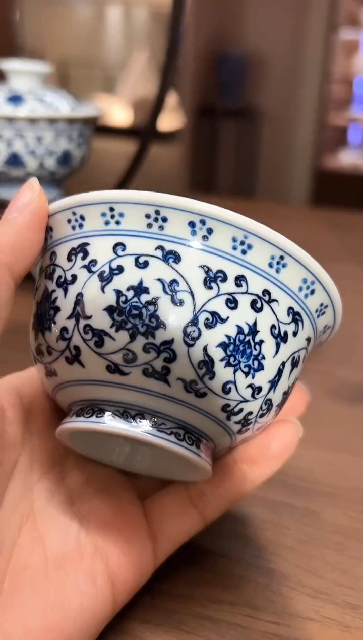 【闪购商品】杯子常年展缠枝莲压手杯