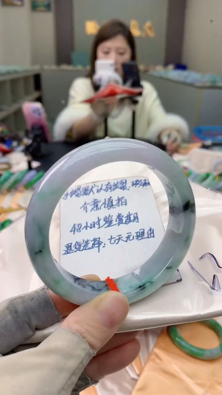 未镶嵌手镯翡翠0131456897