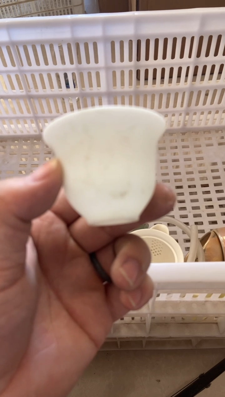 无运费险有瑕疵的摄影的产品有使用过的痕迹有点脏介意勿拍