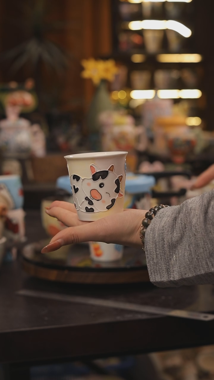 景德镇釉下彩绘设计师款式陶瓷