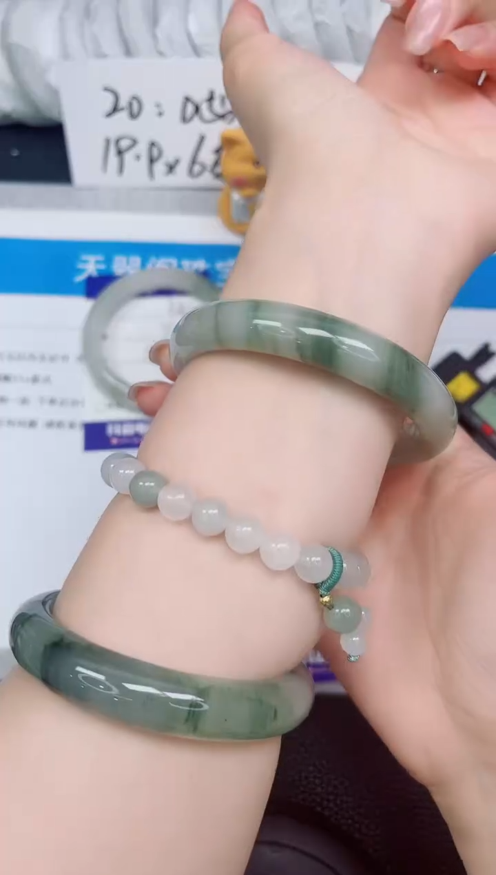 石英质玉手镯未镶嵌342-59