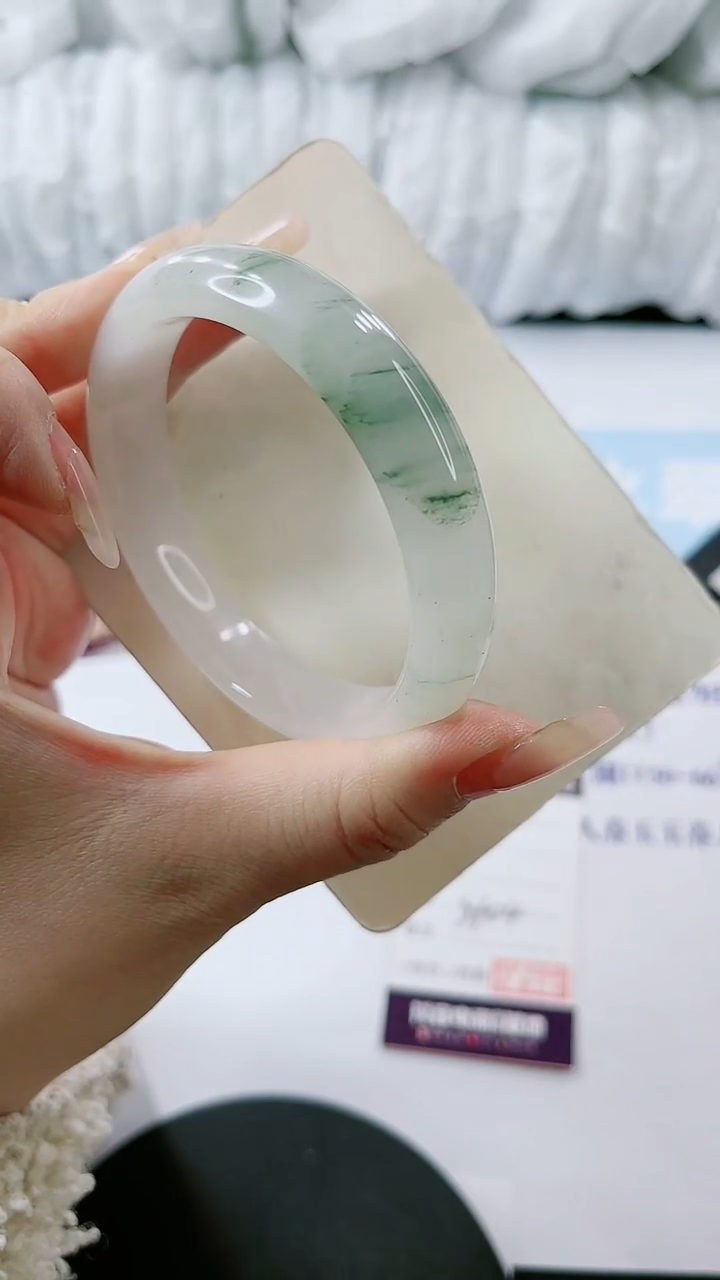 【闪购商品】石英质玉手镯未镶嵌多样性发货S104