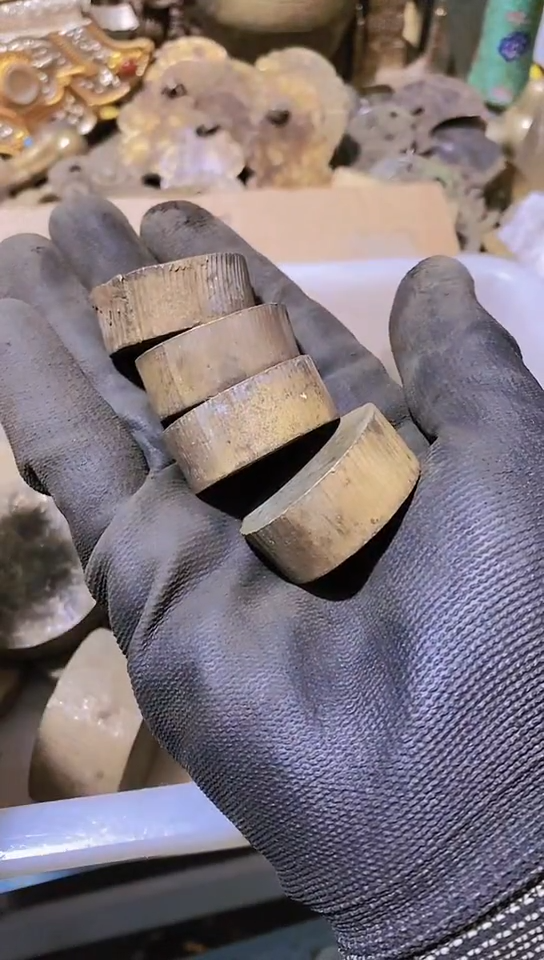 ?**?金属工艺品二手旧货默认瑕疵