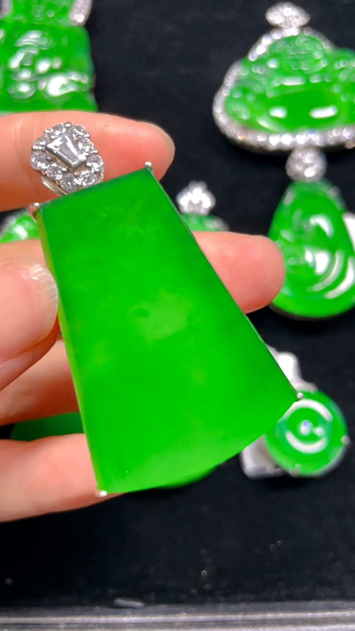 【闪购商品】翡翠吊坠(不含链)银S925镶嵌吊坠