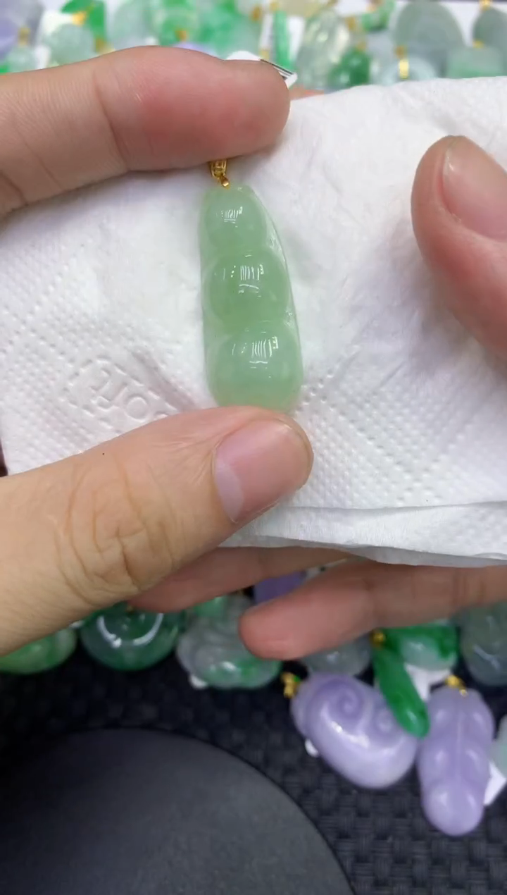 颈饰未镶嵌翡翠天然缅甸A货翡翠