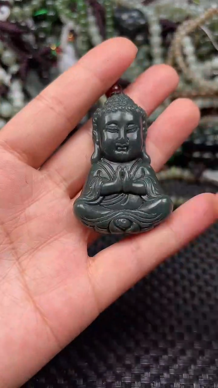 和田玉未镶嵌颈饰1