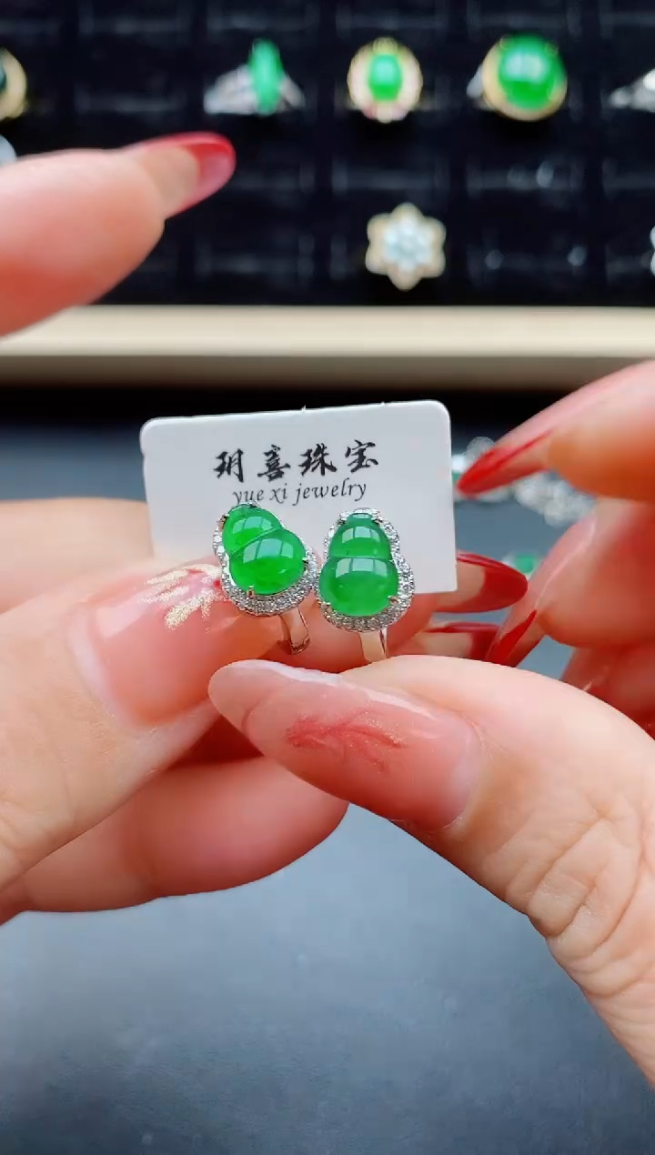 【闪购商品】翡翠耳饰银S925镶嵌1312312