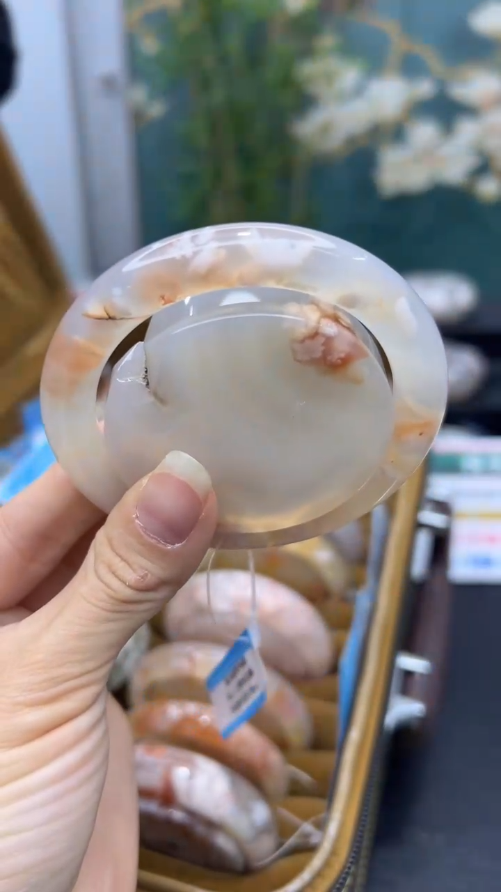 【闪购商品】石英质玉手镯未镶嵌A1122(56圈赠送镯心)