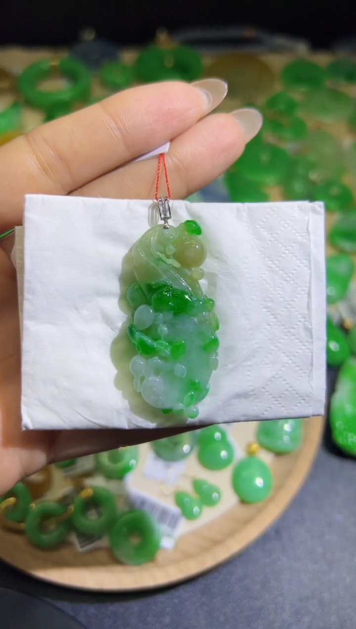 【闪购商品】翡翠颈饰18K金镶嵌Q缅料A货翡翠/支持复检/一件